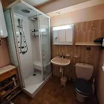 Le Chateau Apartment *